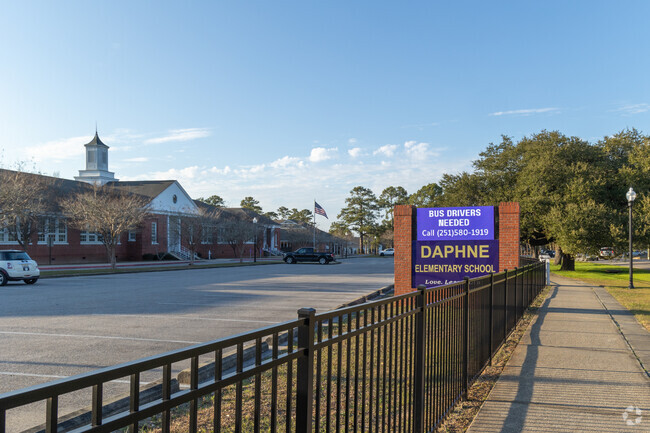Daphne Elementary School