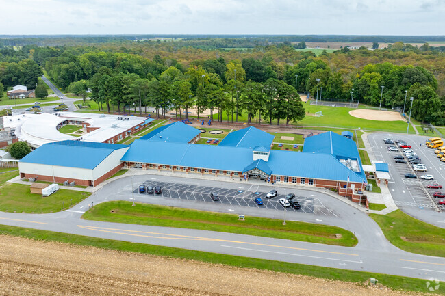 Camden Intermediate School serves nearly 500 students in the Camden, NC area.