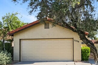 2228 E Flossmoor Ave, Mesa, AZ 85204