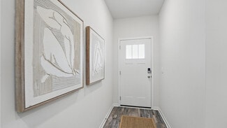 2207 Creek View Ln, Raymore, MO 64083