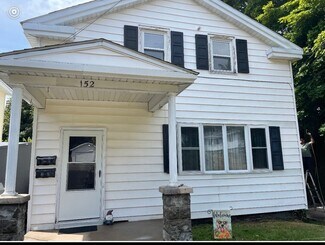 152 E 5th St Unit B, Oswego, NY 13126