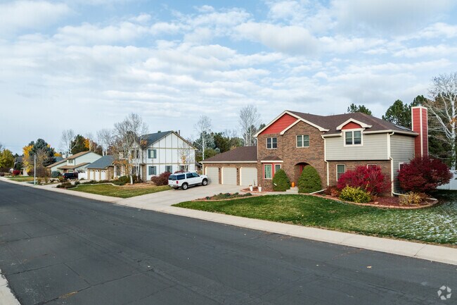 Modern homes with classic charm sit on quiet suburban streets in Highland Park West.