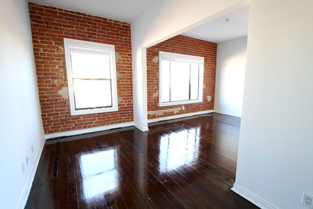 Burnside Villas Apartments...New York Style and Charm...CALL NOW!, Los Angeles, CA 90036 - photo 6