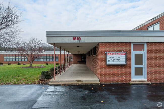 L.E. Starke Elementary School is located in Pekin, IL.
