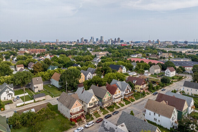 Victorian homes, parks, and local businesses make up the Triangle North neighborhood.
