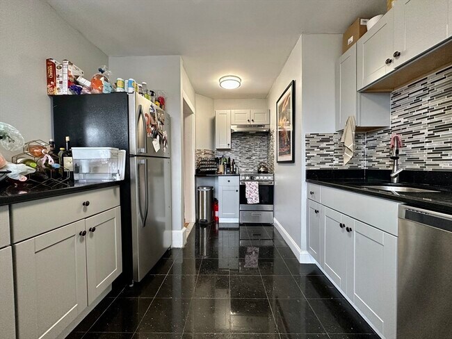 56 Cummings Rd unit 3, Brighton, MA 02135 - photo 3