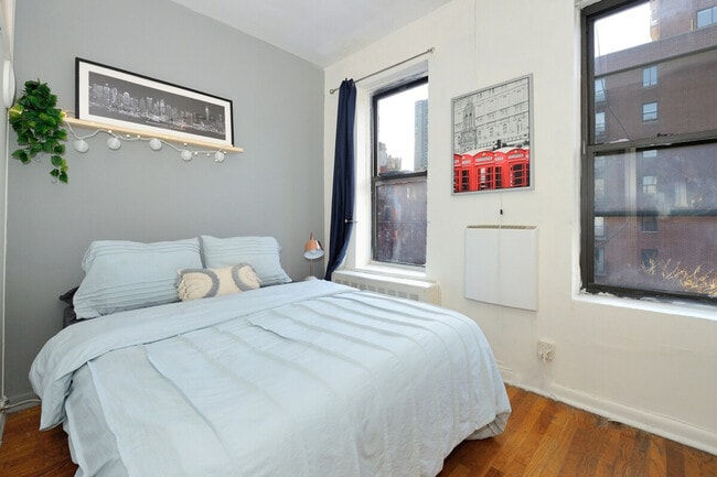 201 E 89th St unit ID1323915P, New York, NY 10128 - photo 4