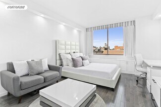 393 W 49th St, New York, NY 10019