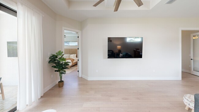 3552 Hibiscus Ave, Naples, FL 34104 - photo 2