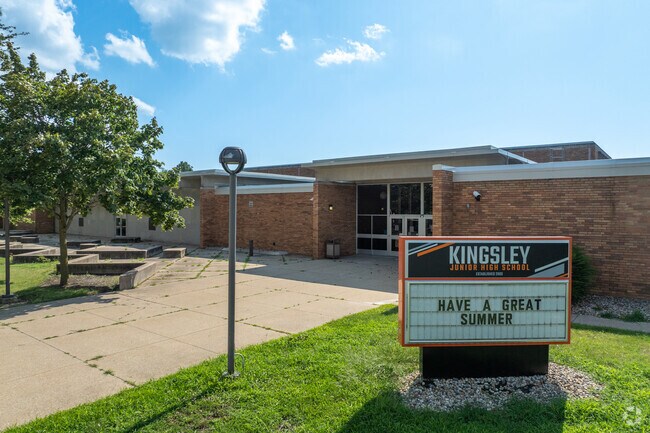 Students can take advantage of numerous sports opportunities at Kinglsey Jr High School.