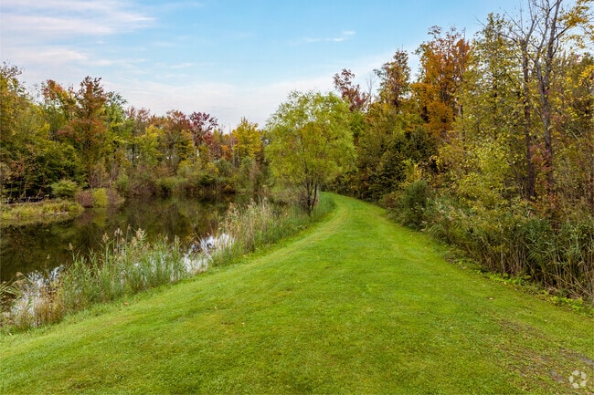 The Minoa Farms Park in Minoa, NY is a small with a pond.
