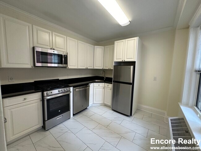 12 Chauncy St unit 24 - 8, Cambridge, MA 02138 - photo 6