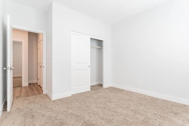 1641 S Dandelion St unit 3, Pahrump, NV 89048 - photo 5