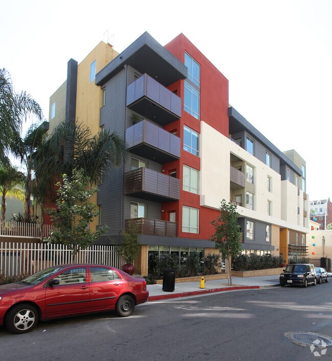 1714 N Mccadden Place, Hollywood, CA 90028