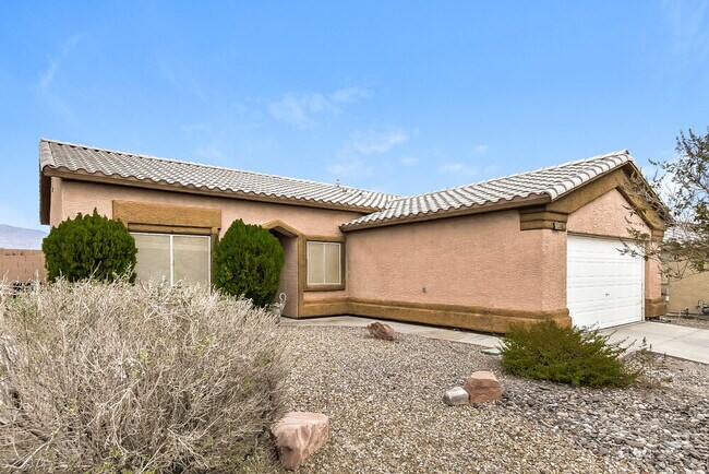 2018 Annbriar Ave, North Las Vegas, NV 89031 - photo 3