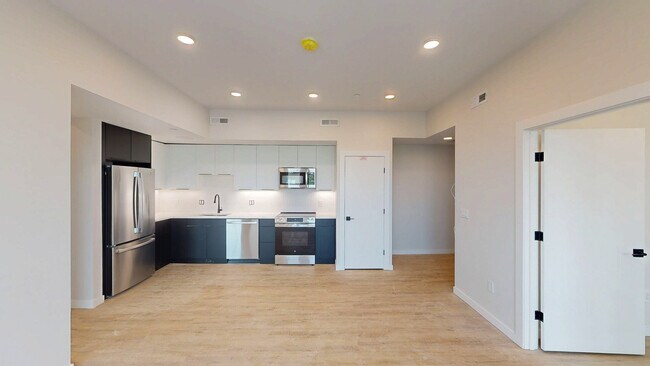 24 Mt Pleasant St unit 406, Somerville, MA 02145 - photo 6