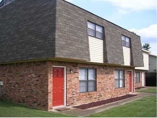 110 Lynn Ln, Starkville, MS 39759