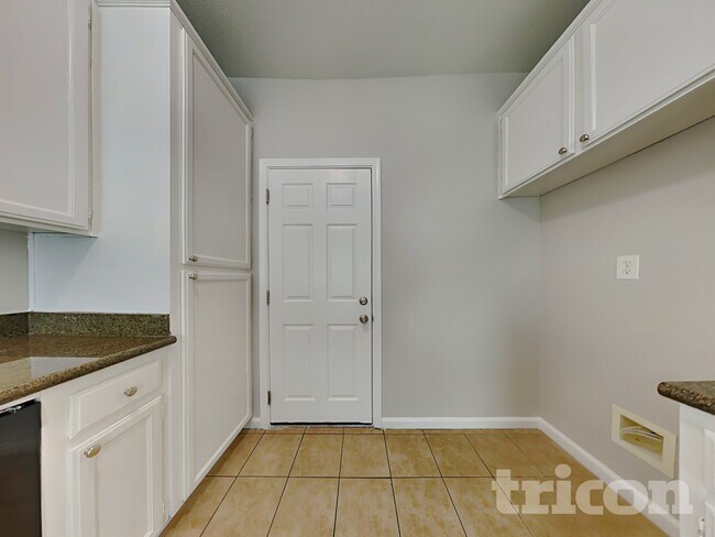 5348 Catanzaro Way, Antioch, CA 94531 - photo 6