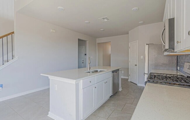 2511 Seabream Dr, San Antonio, TX 78245 - photo 6