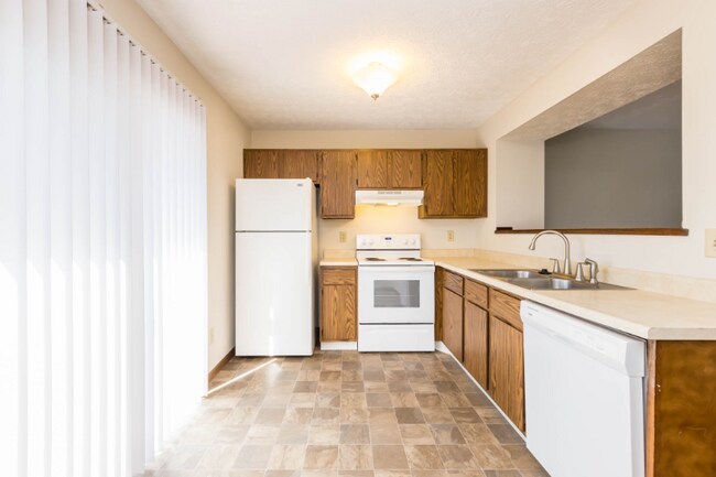 818 Annagladys Dr, Worthington, OH 43085 - photo 4