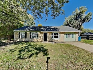 83 N Wagon Rd, Bargersville, IN 46106