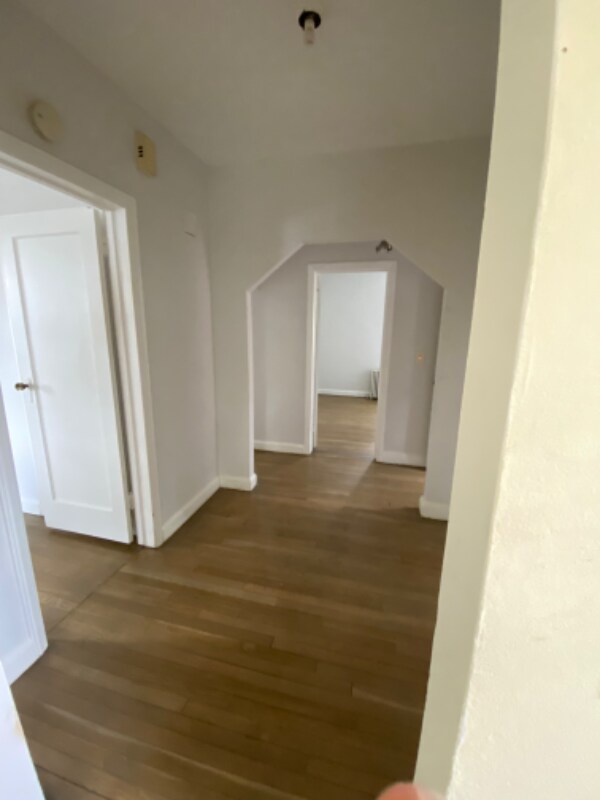 42 Fordham St unit 2, the Bronx, NY 10464 - photo 2