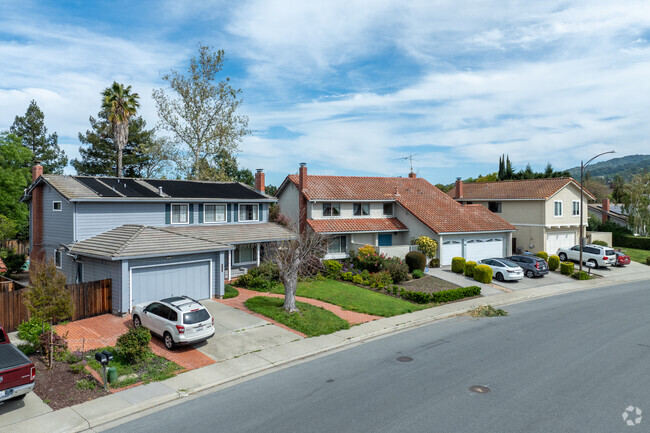 Row of California Contemporary and Mediterranean-style homes in Pierce Ranch, Almaden Valley.