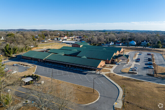 Adairsville Elementary School has over 800 students.