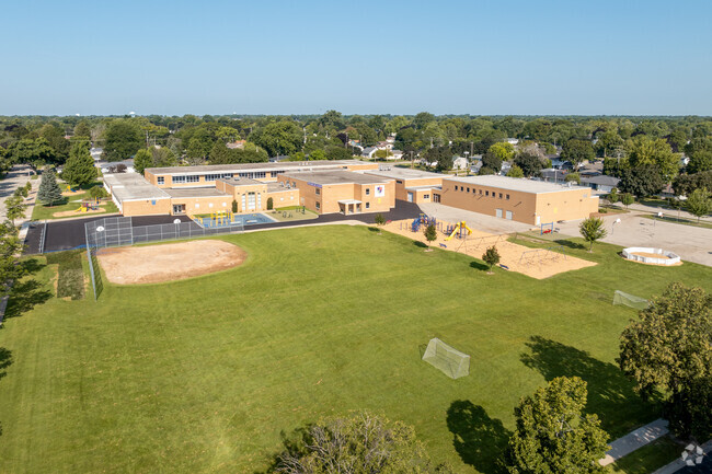 The Huntley Elementary School campus is located in north east Appleton.