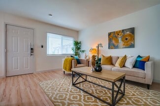 359 E Esther St Unit 7, Long Beach, CA 90813