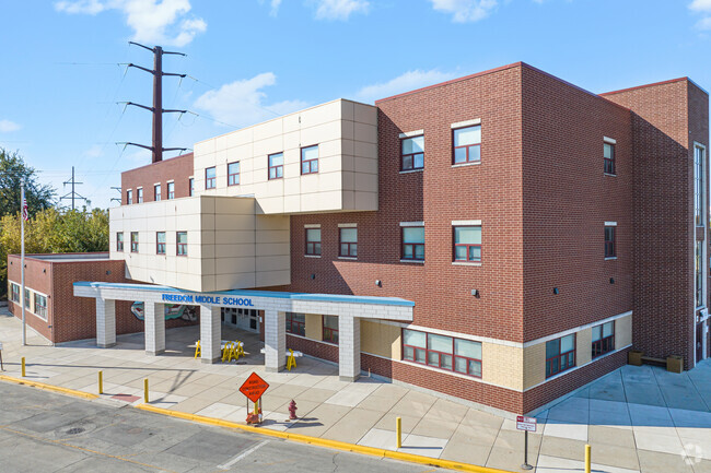 Freedom Middle School is a public school located in Berwyn, IL.