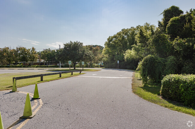 Manteo Elementary School is easily accessible and a short commute in Manteo, NC.