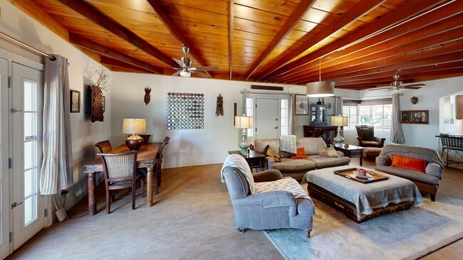 1542 W Edgemont Ave, Phoenix, AZ 85007 - photo 2