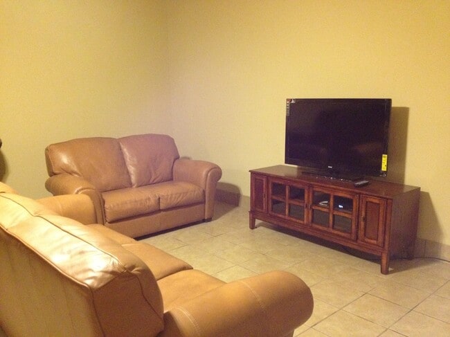 5003 Gemsbuck Chase, San Antonio, TX 78251 - photo 3