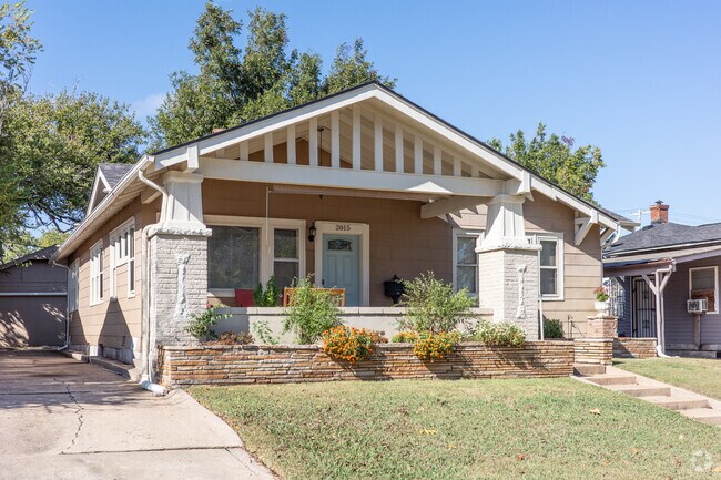 Craftsman style homes are common in Jefferson Park in Oklahoma City.