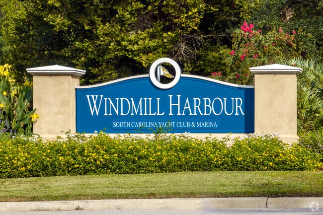 The Windmill Harbour neighborhood only has 428 resdences.