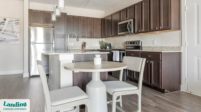 2090 Sundance Pkwy unit 8204, New Braunfels, TX 78130 - photo 7