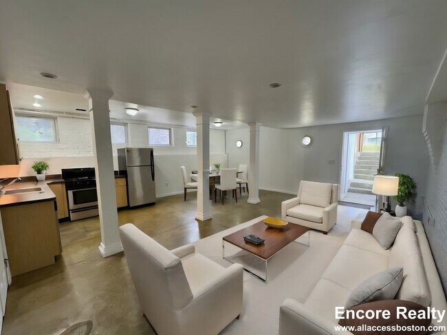 72 Frankfort St unit D, Boston, MA 02128 - photo 4