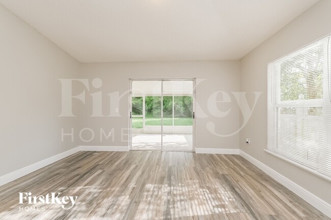 4708 Bear Claw Ct, Valrico, FL 33594 - photo 2