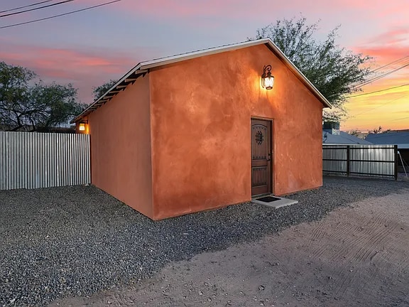 1615 N Santa Rita Ave unit 2, Tucson, AZ 85719 - photo 3