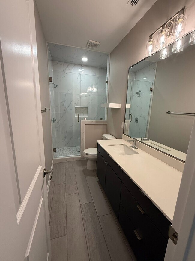 1412 S Xanthia St unit 3, Alton, TX 78573 - photo 4