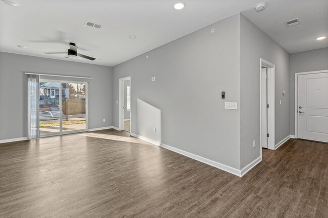 Marvin Gardens Apartments, New Albany, IN 47150 - photo 3