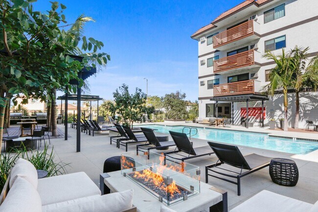 Sepulveda West Apartments, Los Angeles, CA 90045 - photo 2