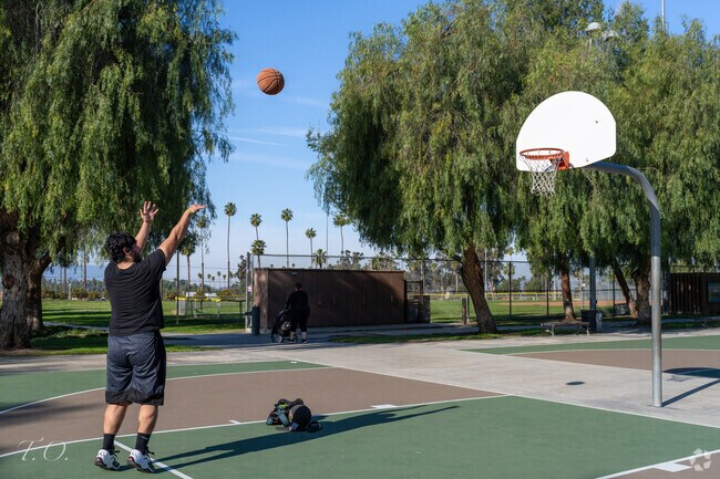 Head to Arlington Heights Sports Park near Woodcrest, CA, for a fun basketball game.