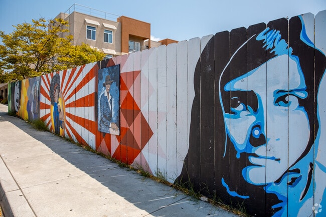 The Mile of Art mural project in Lincoln Park put neighborhood pride on display.