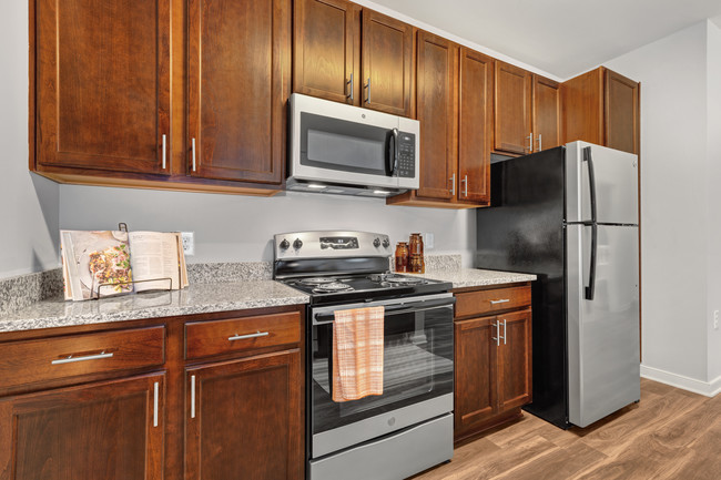 Abberly Avera Apartment Homes - 11601 Hokie Stone Loop, Manassas, Va 