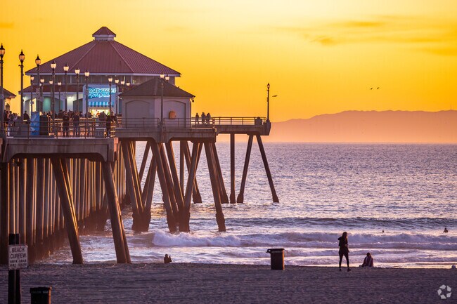 The Huntington Beach Pier is a iconic part of the city and enjoys stunning sunsets each evening.