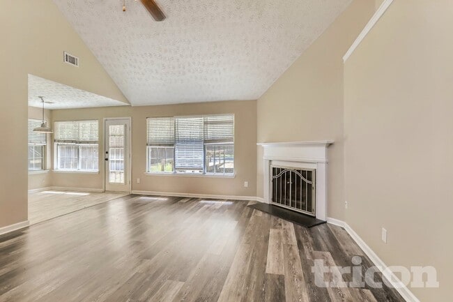 2024 Atha Woods Dr, Monroe, GA 30655 - photo 4