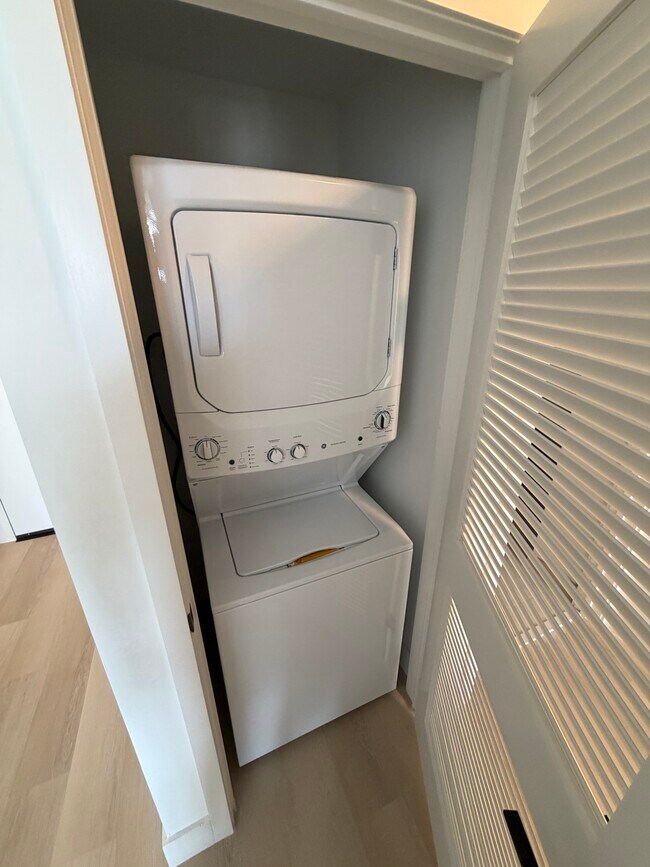 2128 Taylor St unit A3, Hollywood, FL 33020 - photo 4