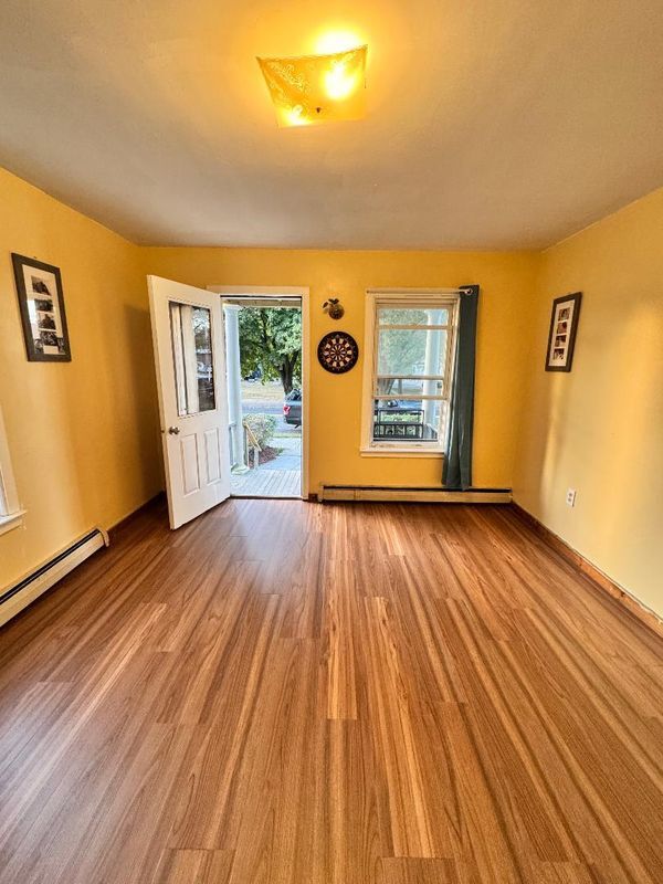 10 Valley St, Wallingford, CT 06492